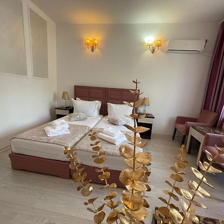 Steaua Apelor Family Resort Nufaru Екстер'єр фото