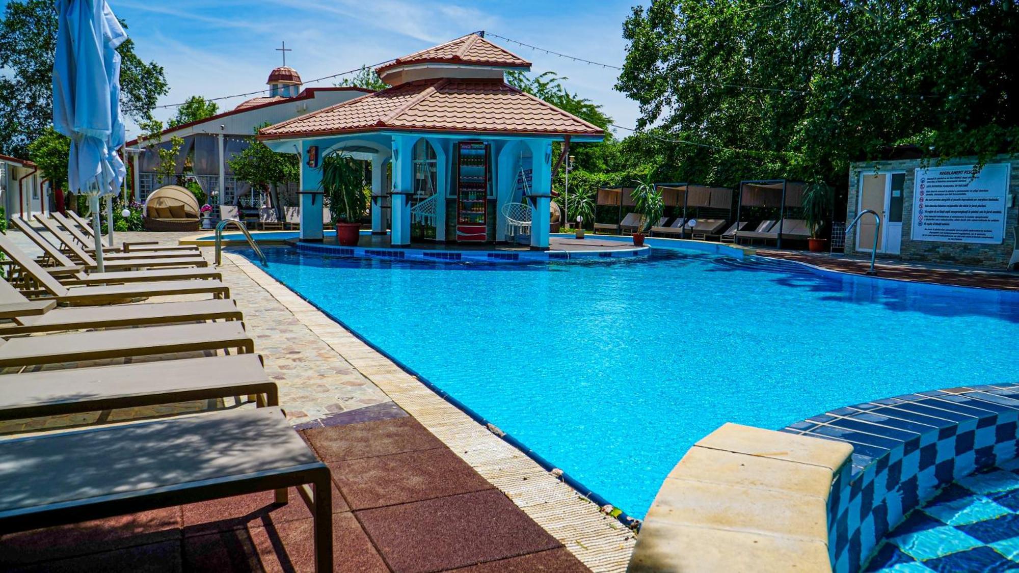 Steaua Apelor Family Resort Nufaru Екстер'єр фото