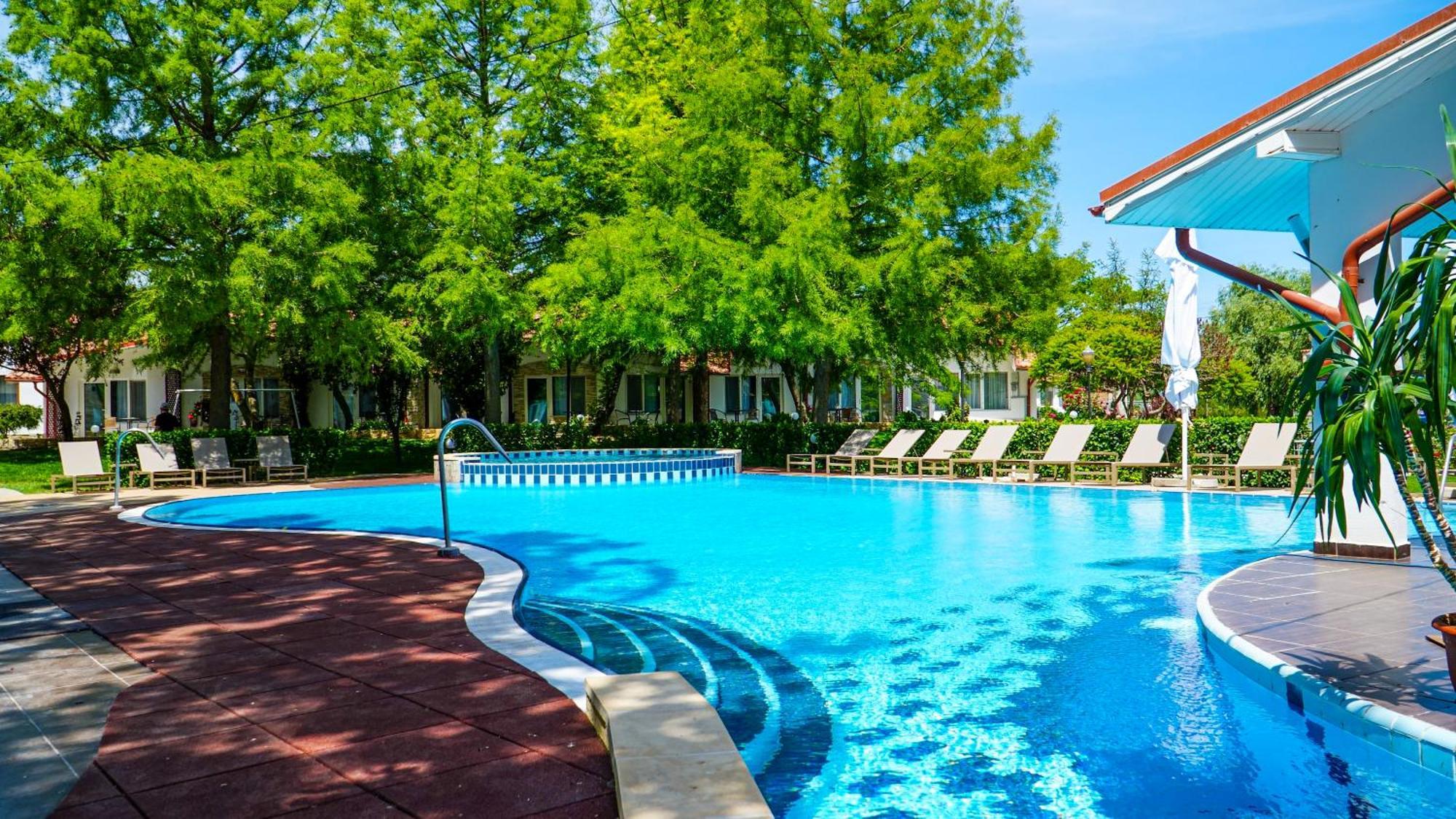 Steaua Apelor Family Resort Nufaru Екстер'єр фото