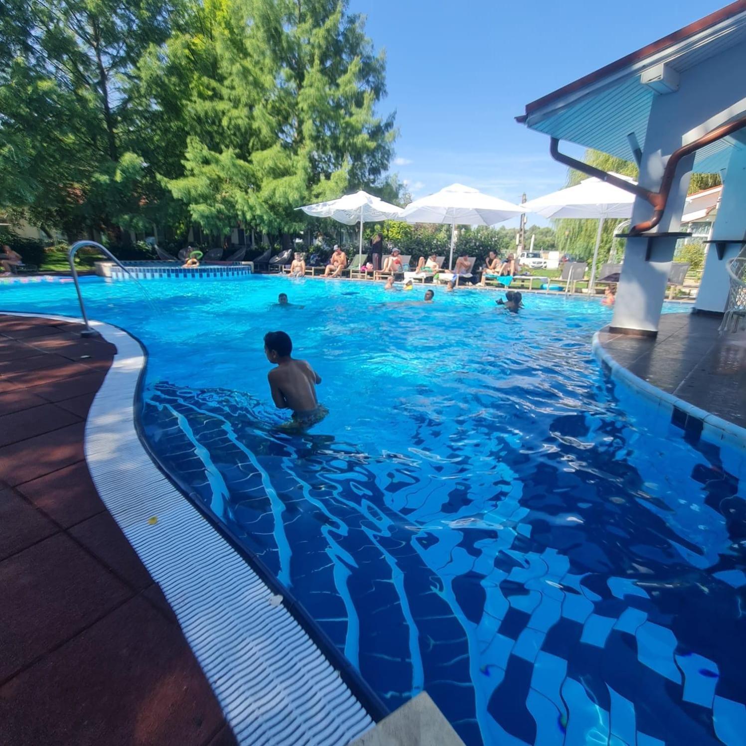 Steaua Apelor Family Resort Nufaru Екстер'єр фото